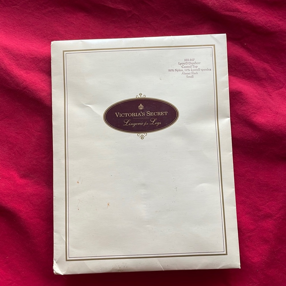 [Victoria's Secret] Vintage Almost Black Control Top Pantyhose